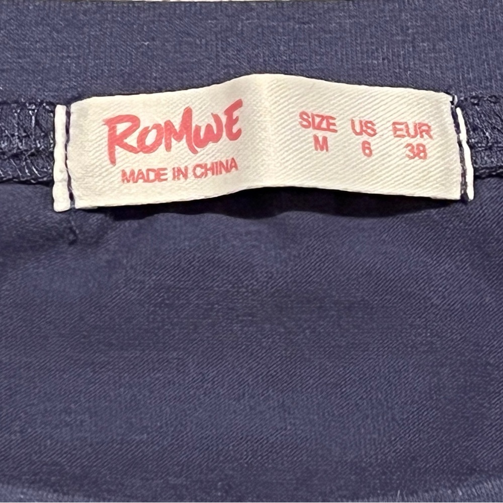 ROMWE navy blue mushroom crop top, size M - Picture 3 of 4